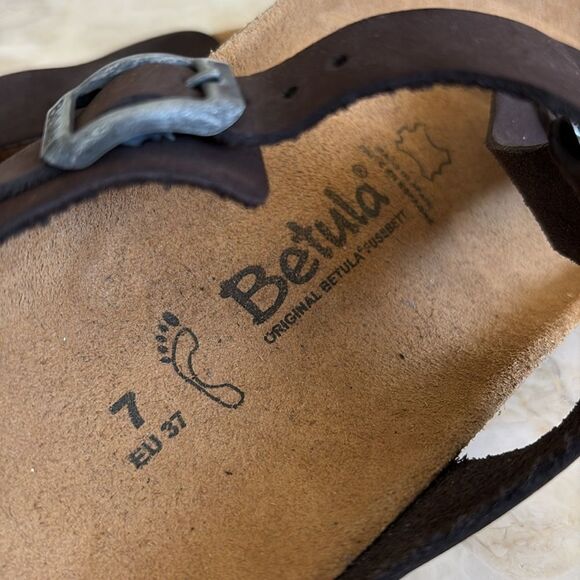 BETULA by BIRKENSTOCK~ Gizeh Thong Sandals ~ Brown Suede Leather - Picture 5 of 16